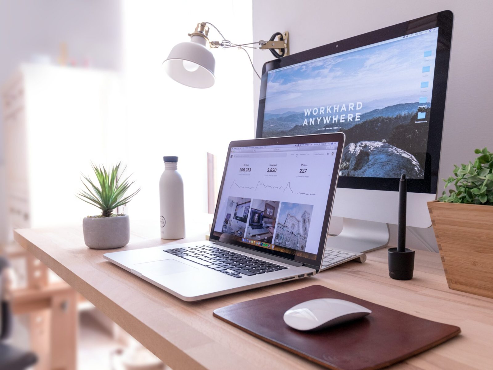 domenico-loia-hGV2TfOh0ns-unsplash